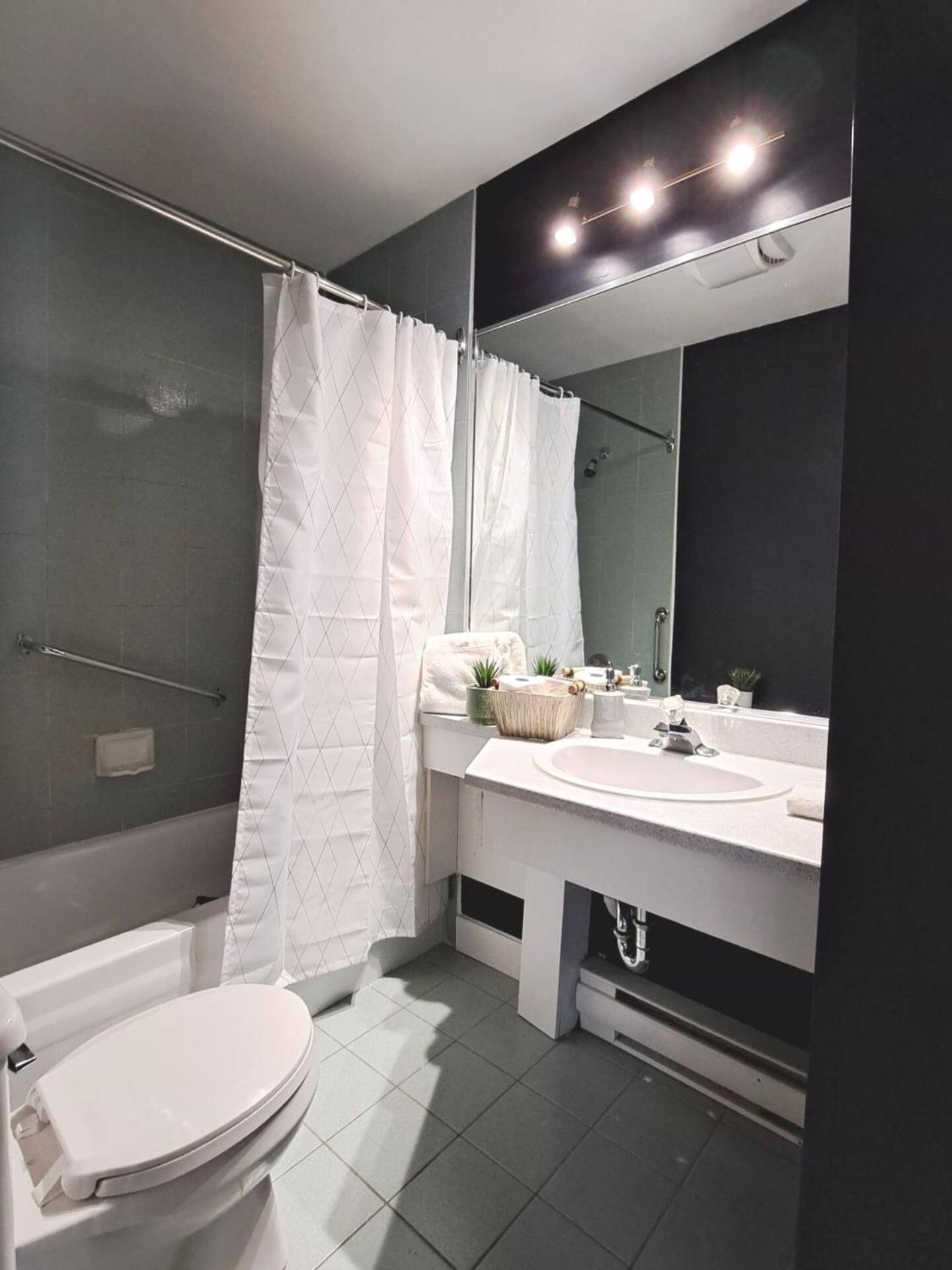 Habitations Zenith Apartment Sainte-Anne-de-Beaupre Luaran gambar
