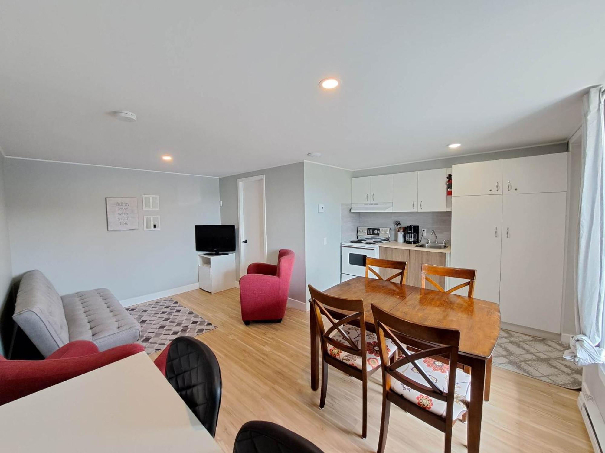 Habitations Zenith Apartment Sainte-Anne-de-Beaupre Luaran gambar
